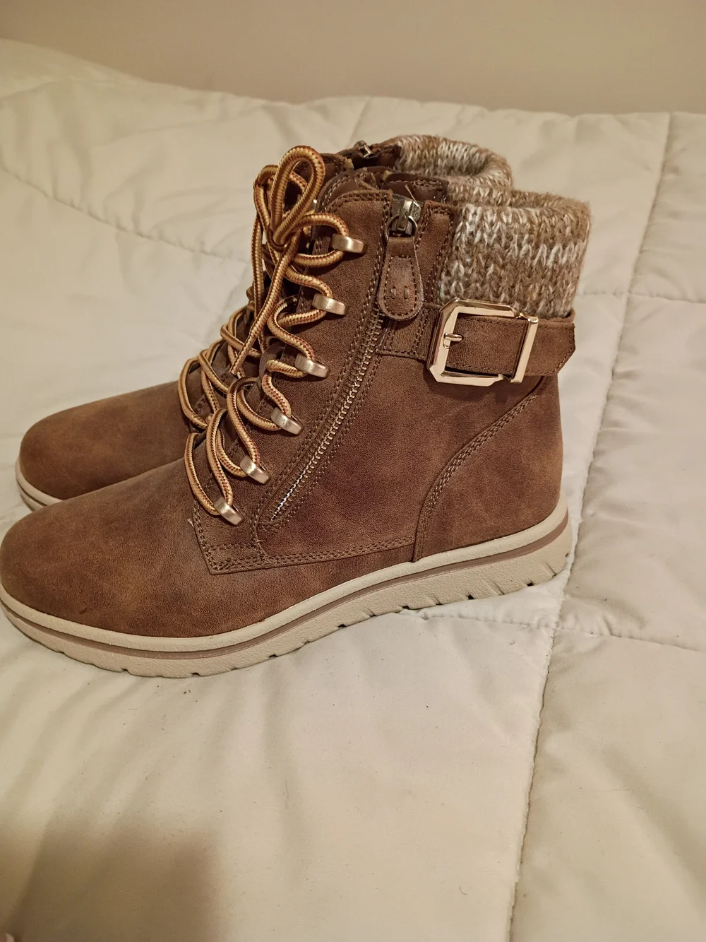 Cliffs Women's Brown Lace-Up Ankle Boots Like New